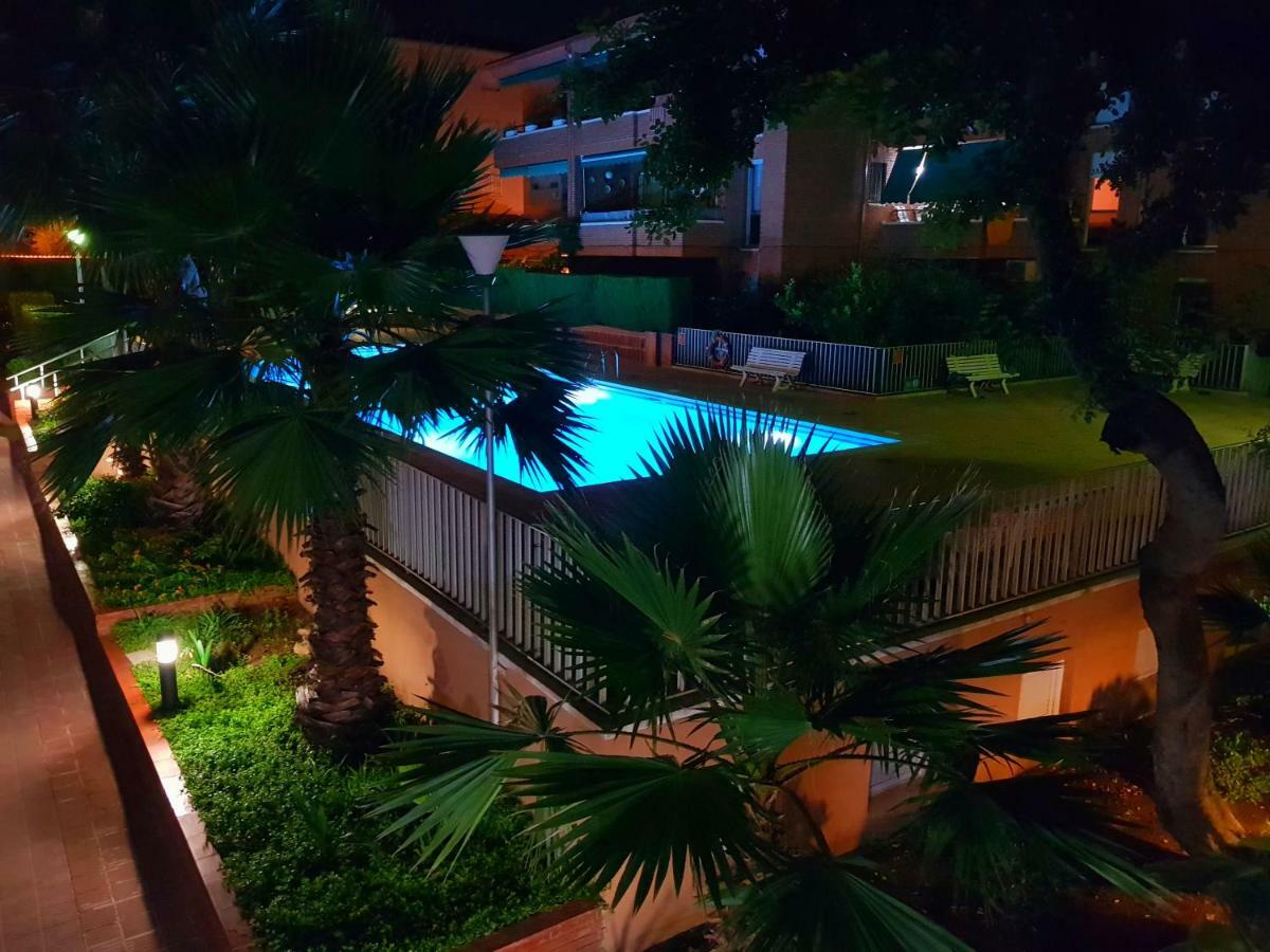 Comarruga Playa Apartamento Con Piscina Exterior photo